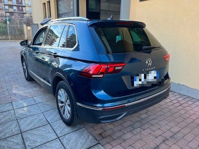 VOLKSWAGEN Tiguan 2.0 TDI 150CV DSG Life DIST. FATTA TAGLIANDI CERTI