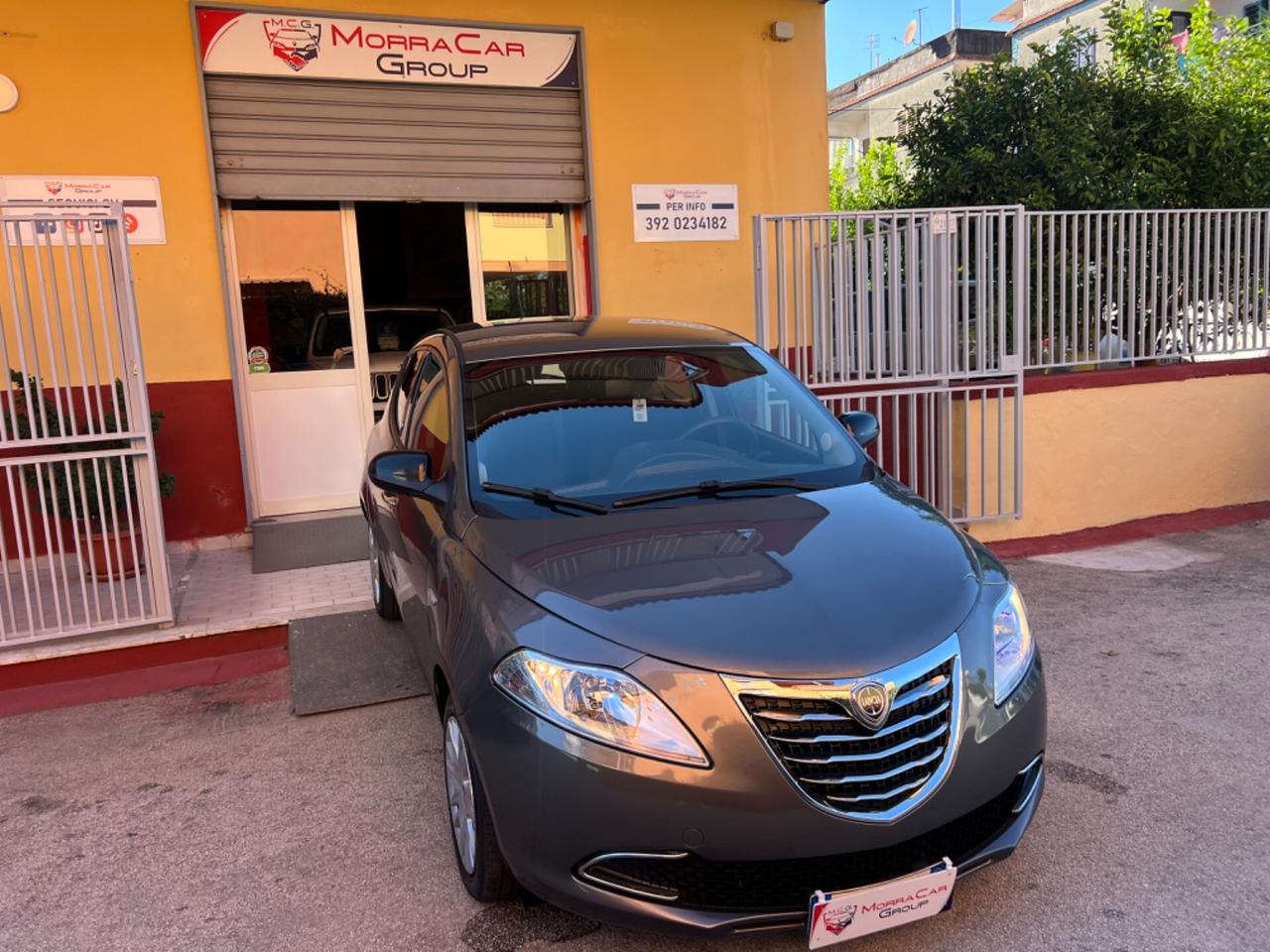 Lancia Ypsilon 1.2 69 CV 5 porte GPL Ecochic Silver