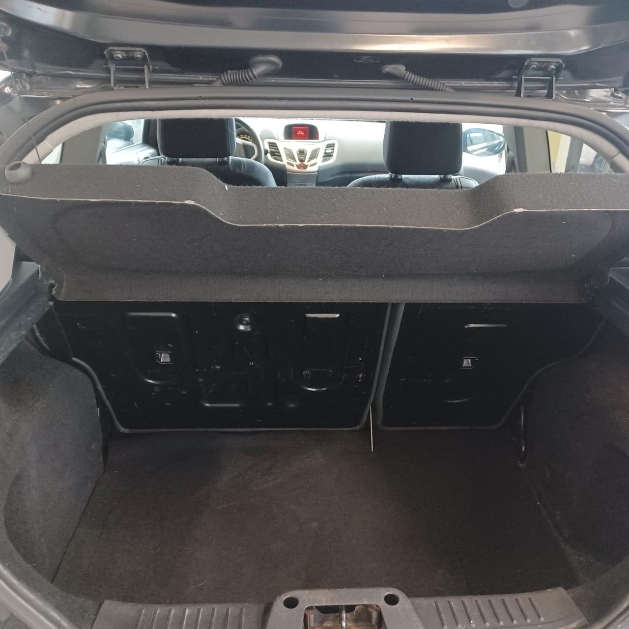 ECONOMICA BUONO STATO FIESTA 1.2 NEOPATENTATI