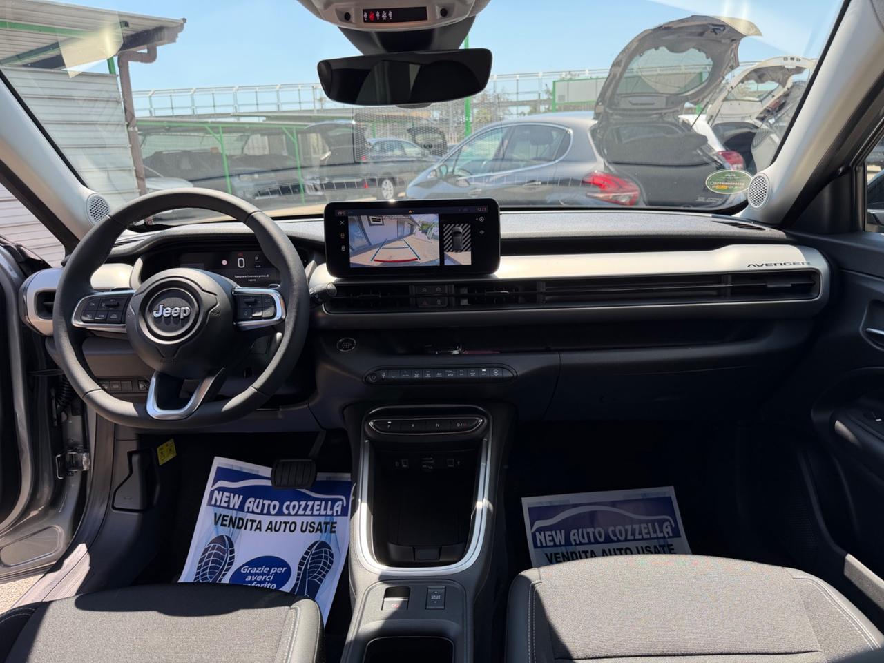 Jeep Avenger 1.2 Turbo 100 CV MHEV Summit