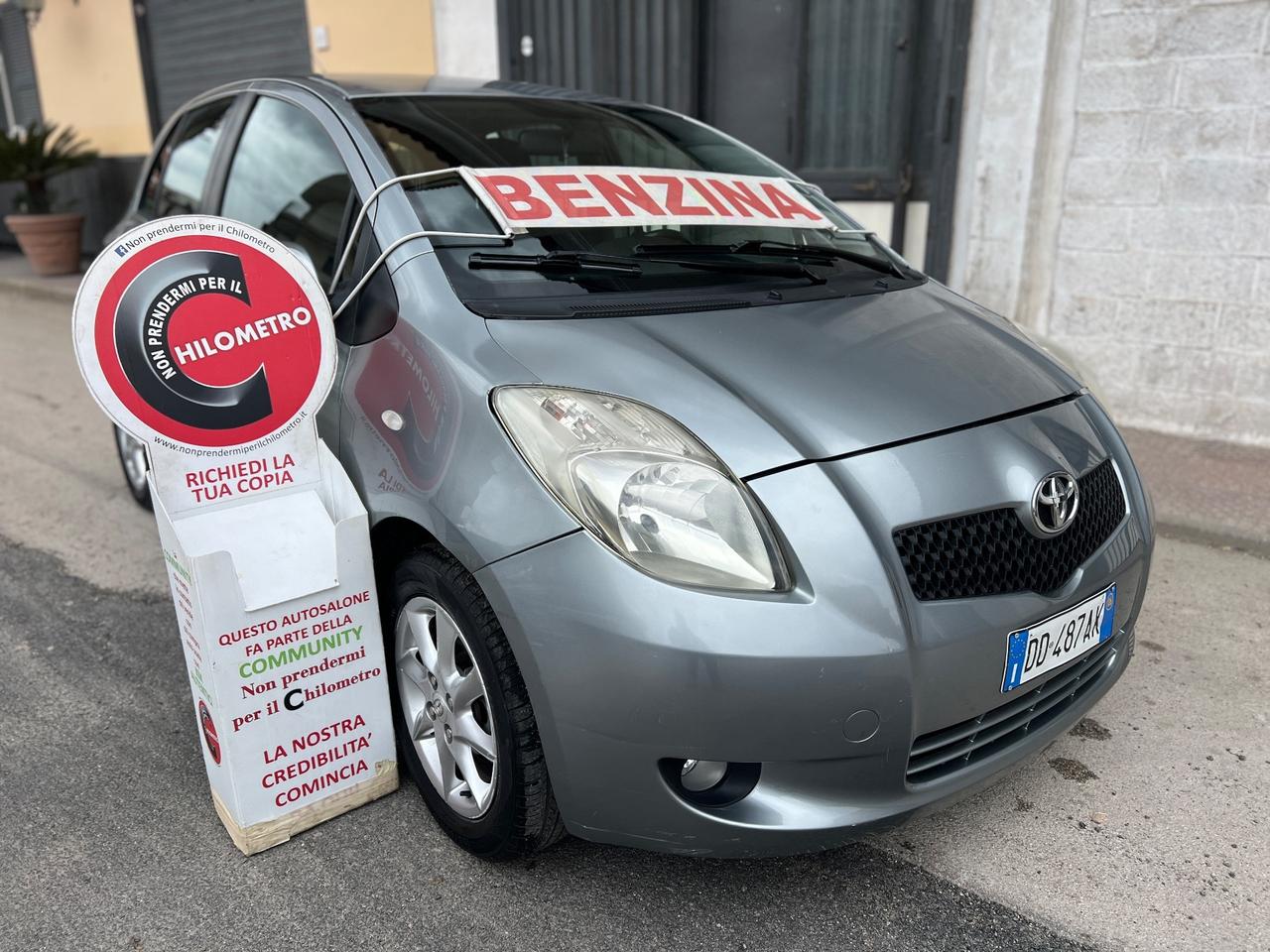 Toyota Yaris 1.0 – Anno 2006