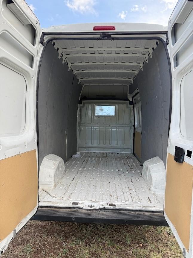 Peugeot BOXER 335 2.0 BlueHDi 130CV Furgone