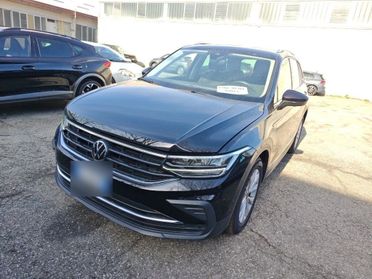 Volkswagen Tiguan 2.0 TDI 150 CV SCR DSG Life CON GANCIO TRAINO