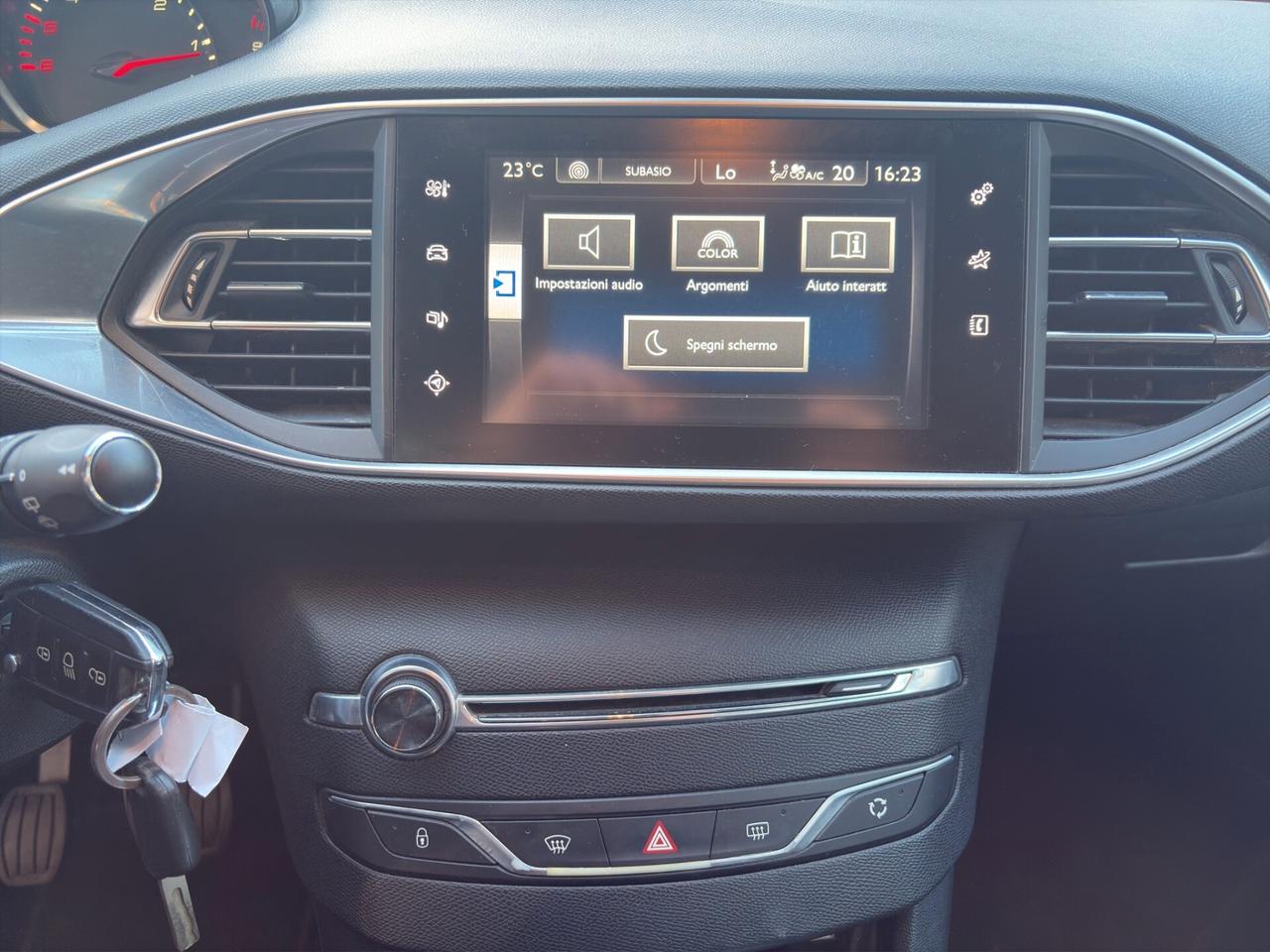 Peugeot 308 BlueHDi 100 S&S Active