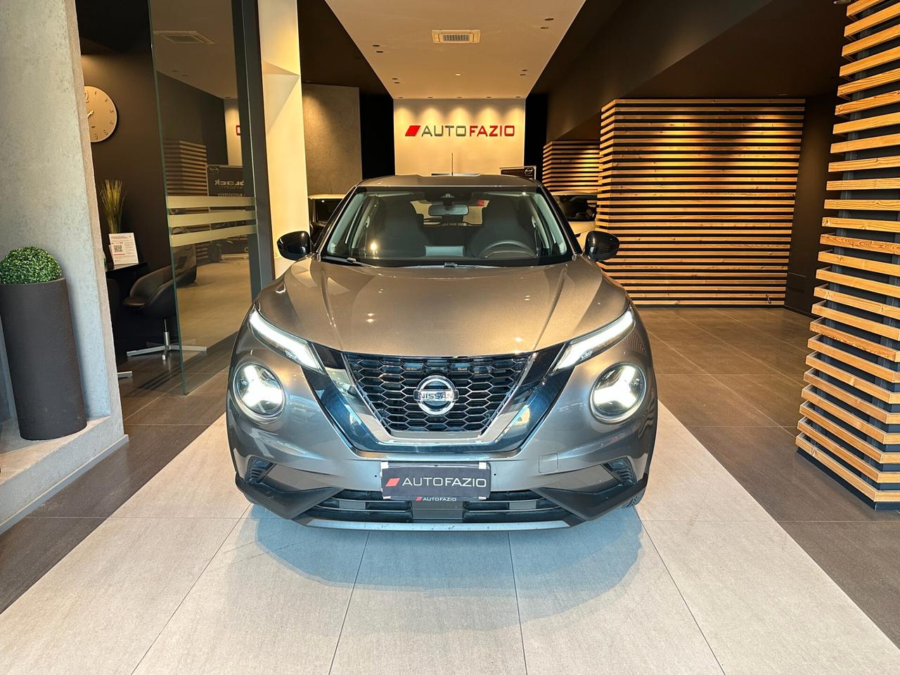 Nissan Juke 1.0 DIG-T 114 CV Acenta Business