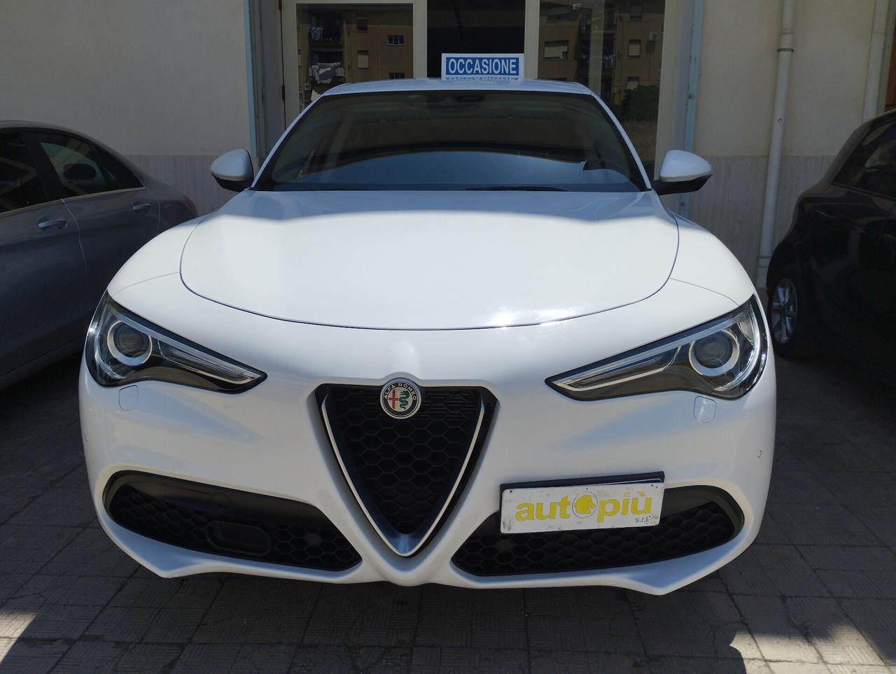 Alfa Romeo Stelvio 2.2 Turbodiesel 210 CV AT8 Q4 Business