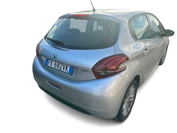 Peugeot 208 PureTech 82 GPL Ber 5P 1199cc Benzina GPL GRIGIO Km 93000 2017