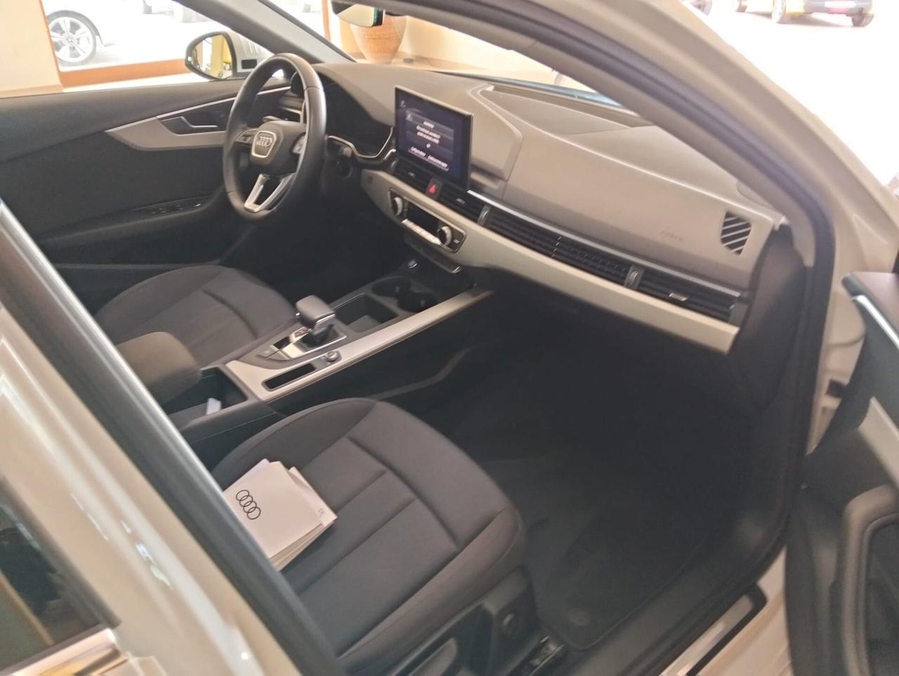 Audi A4 Avant 35 TDI/163 CV S tronic Business Advanced