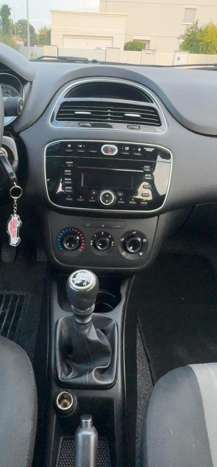 Fiat Punto 1.4 8V 5 porte Easypower Street