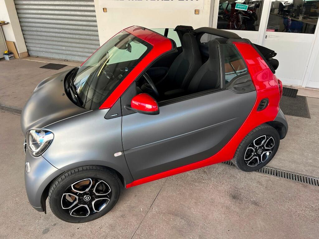 Smart Fortwo Gray Matt - Cabrio* - Super Full!