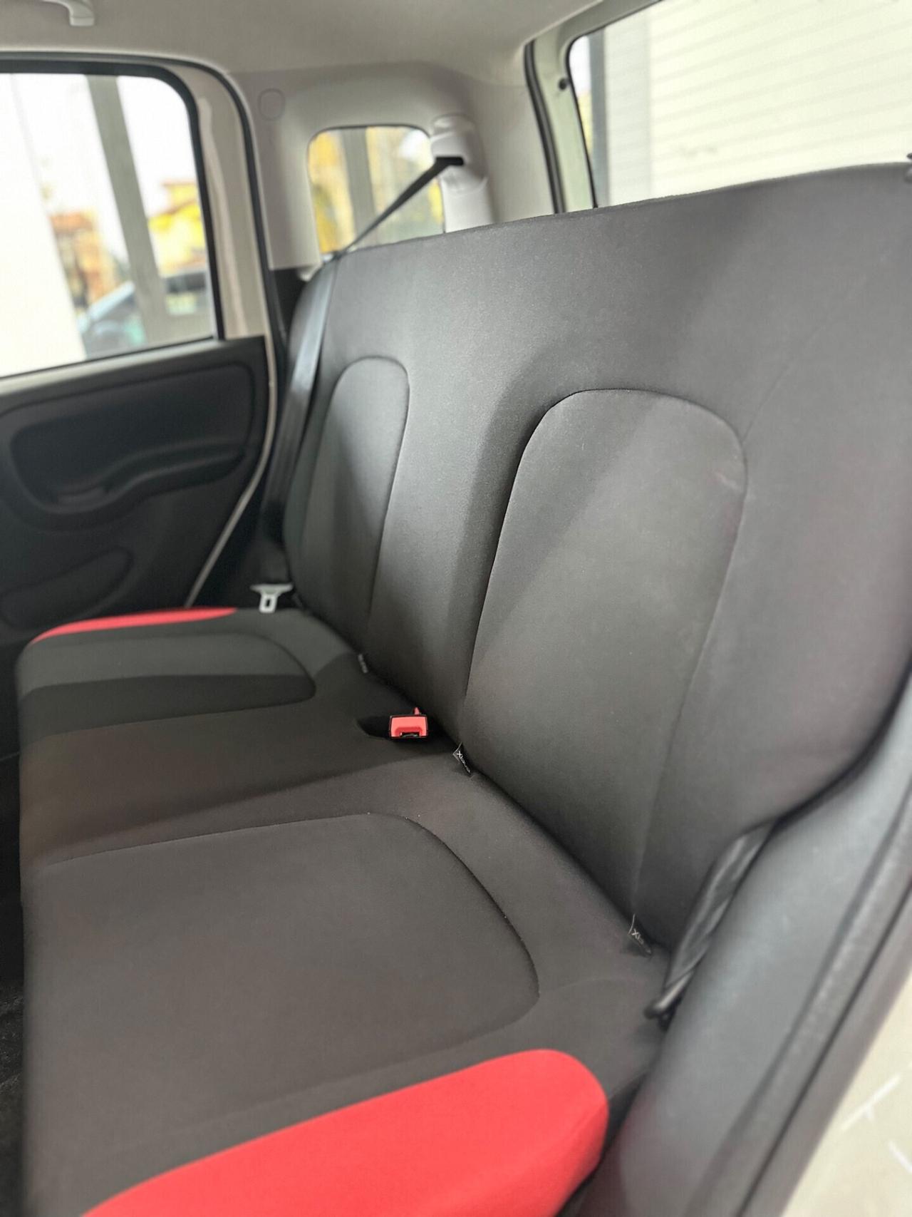 Fiat Panda 0.9 TwinAir Turbo Natural Power Lounge