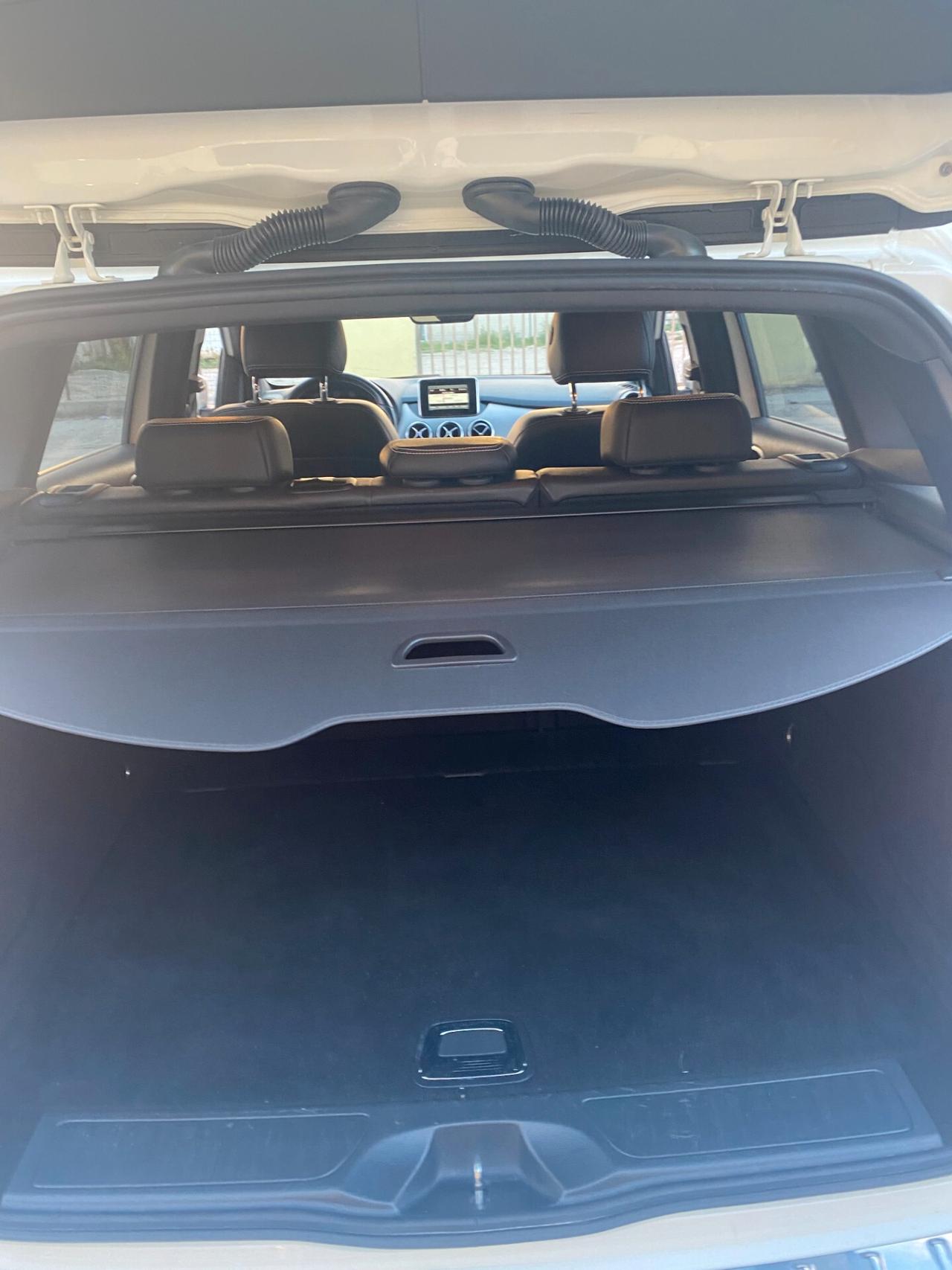 Mercedes-benz B 180 d Premium FULL OPT