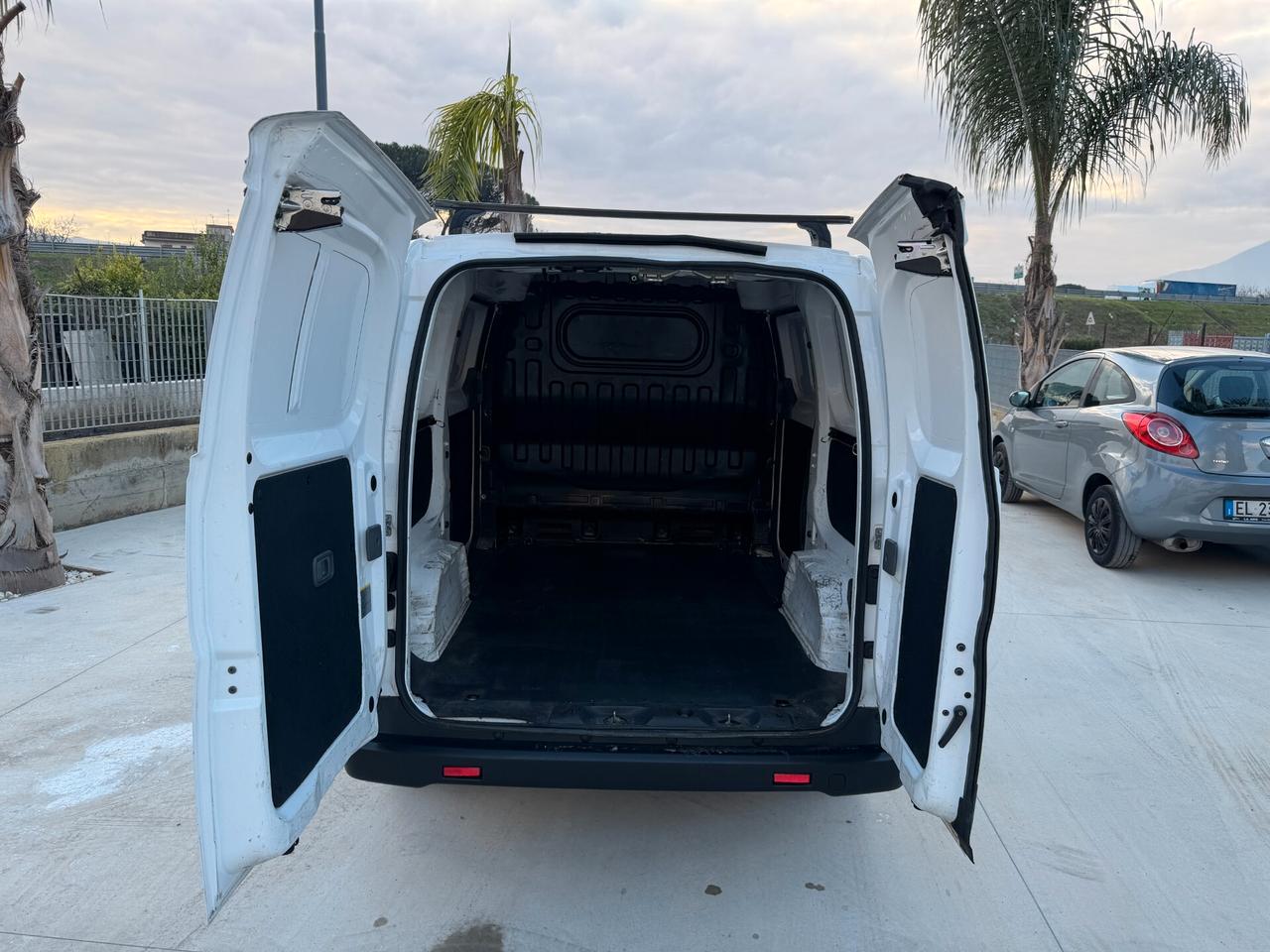 NISSAN NV 200 ANNO 2016 1.5 DIESEL 90 CV *LEGGI