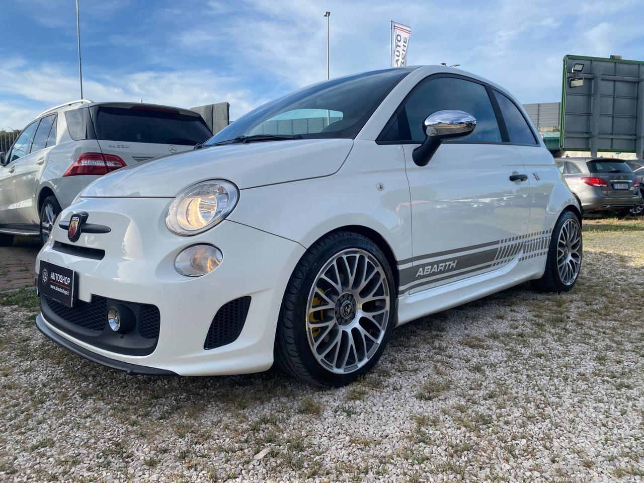 ABARTH - 500 - 1.4 Turbo T-Jet Custom - FINANZIABI