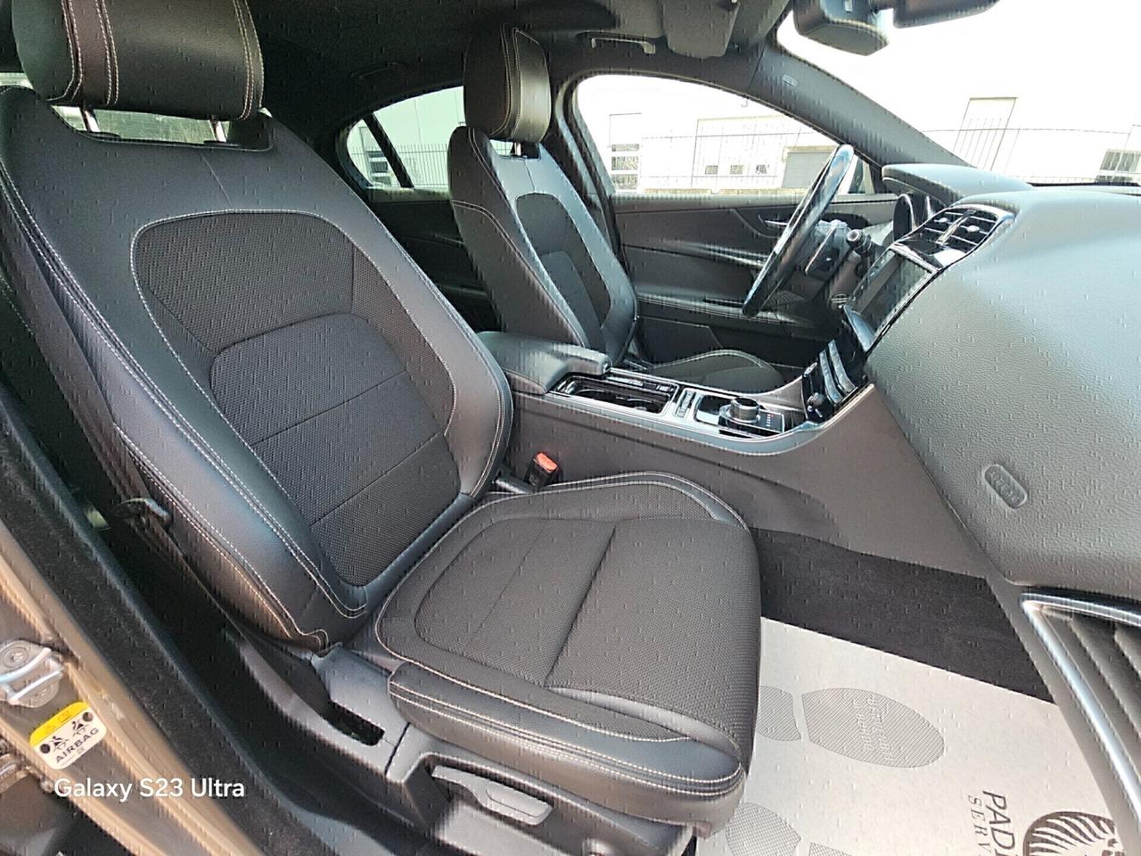 Jaguar XE R DINAMIC 2.0 DIESEL UNICO PROPRIETARIO ANNO 2018