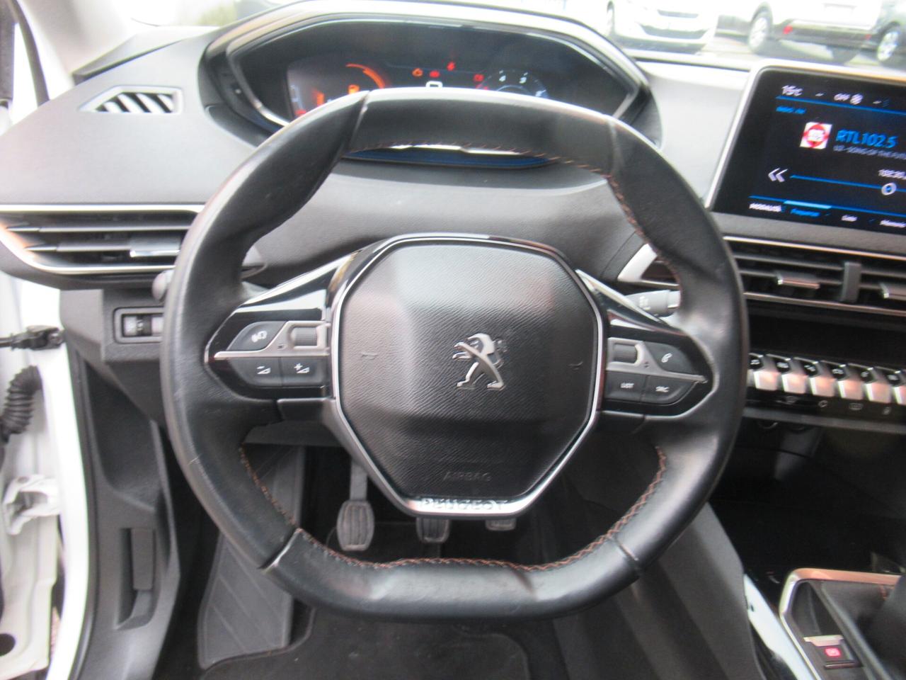 Peugeot 3008 1.6 BlueHDi 120 S&S Business