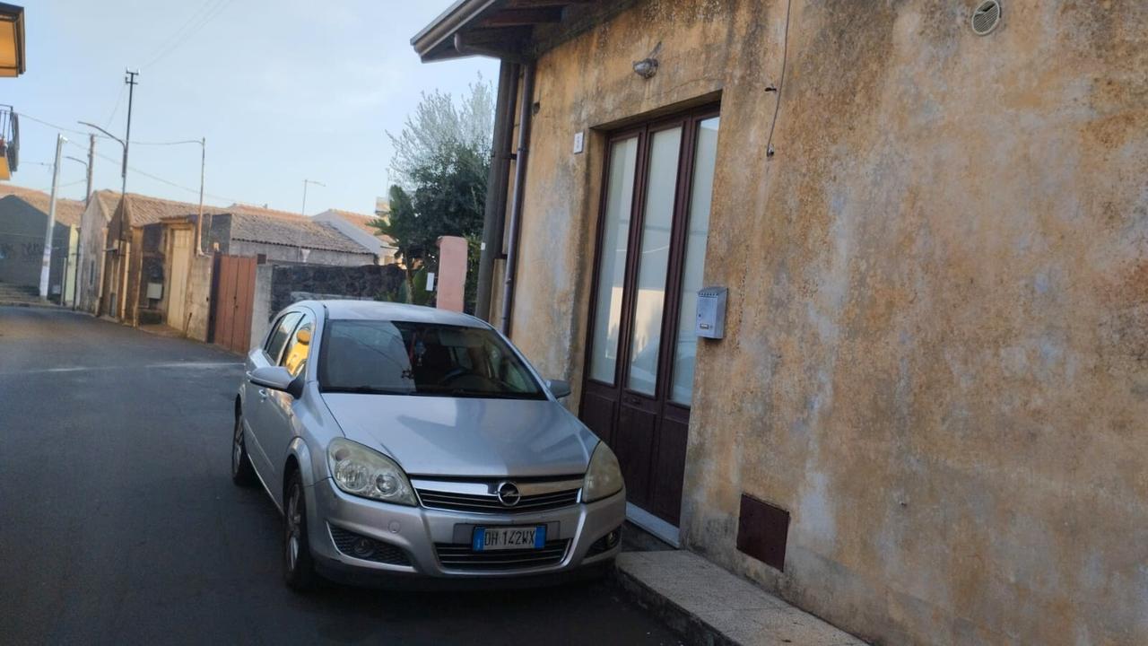 Opel Astra 1.3 CDTI 5 porte Enjoy