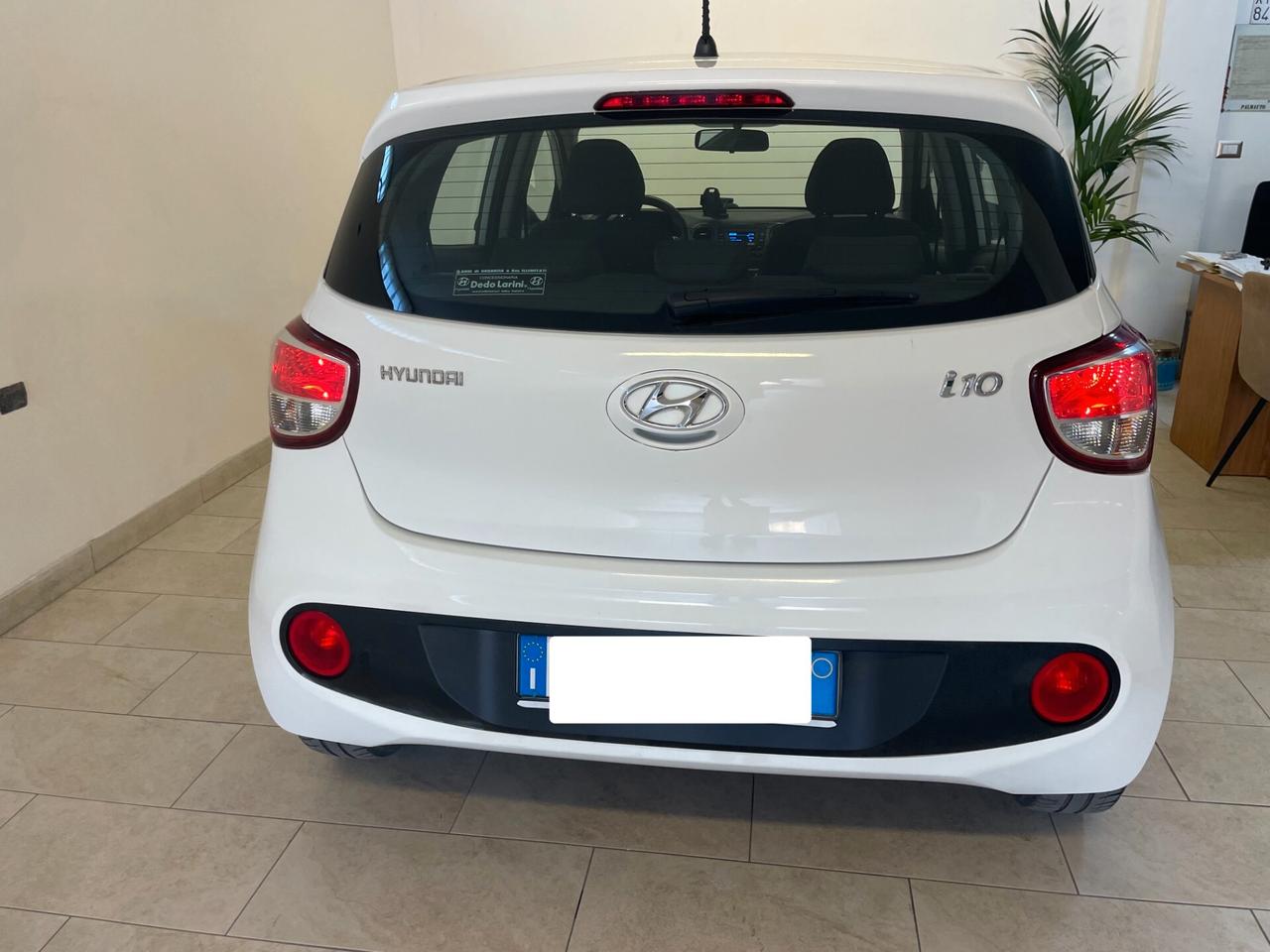 Hyundai i10 1.0 GPL Econext Login FULL TAGLIANDATA NEOPATENTATI