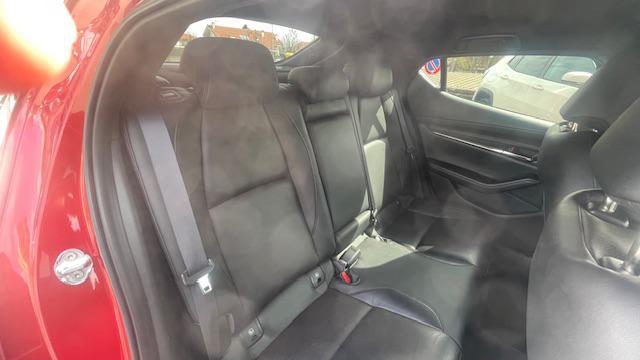 MAZDA 3 2.0L Skyactiv-G M-Hybrid Exclusive