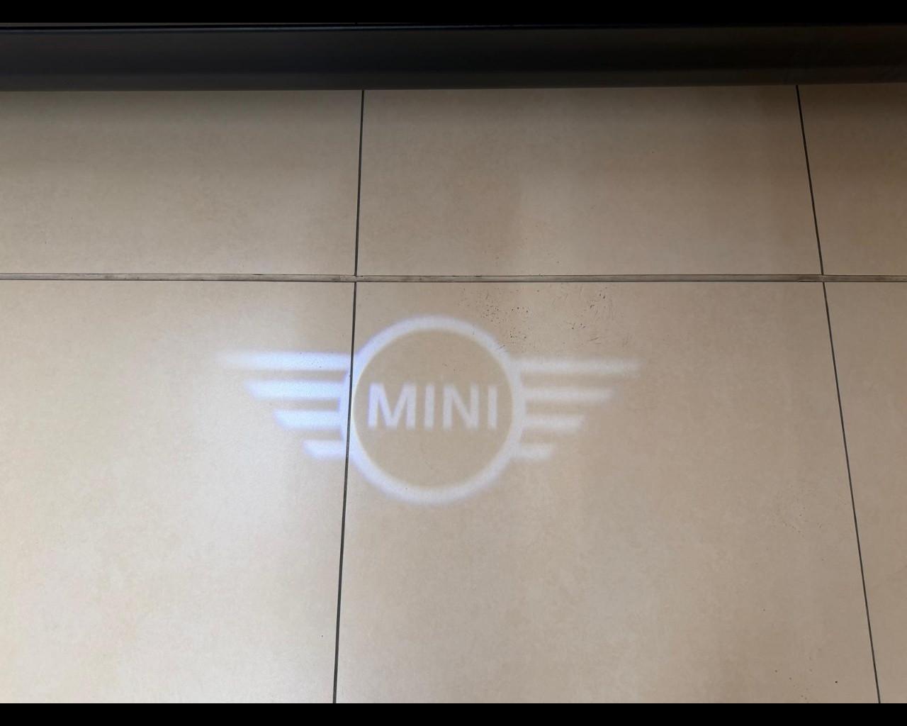 MINI Mini Full El. (F56) - Mini Cooper SE Essential