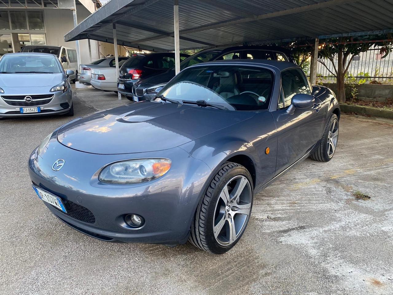 Mazda MX-5 Roadster Coupé 1.8L Fire