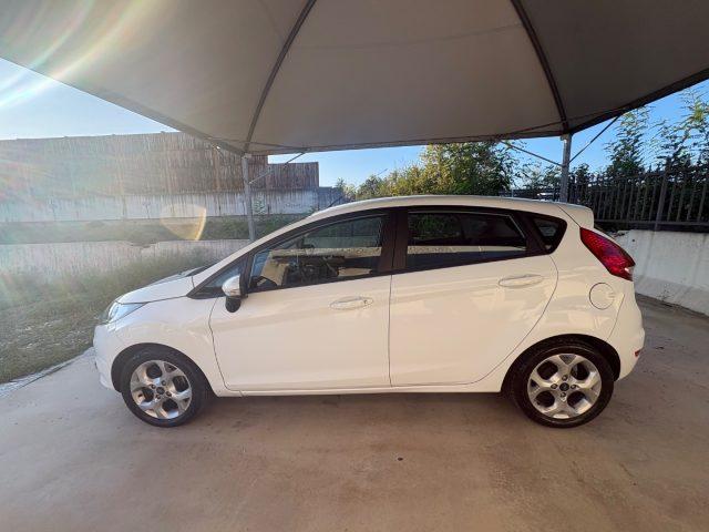 FORD Fiesta 1.4 5 porte Bz.- GPL Titanium OK NEOPAETNTATI