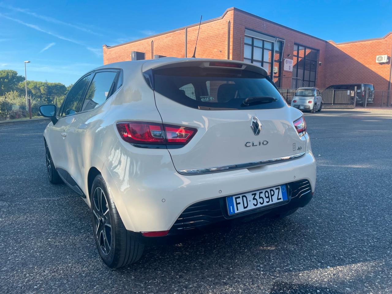 Renault Clio dCi 8V 75CV Start&Stop 5 porte DUEL