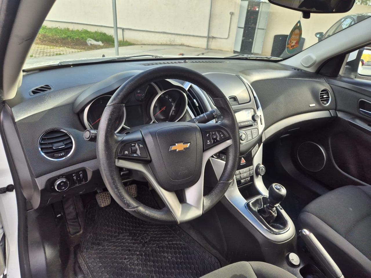 Chevrolet Cruze 1.7 Diesel Station Wagon Start/Stop LTZ