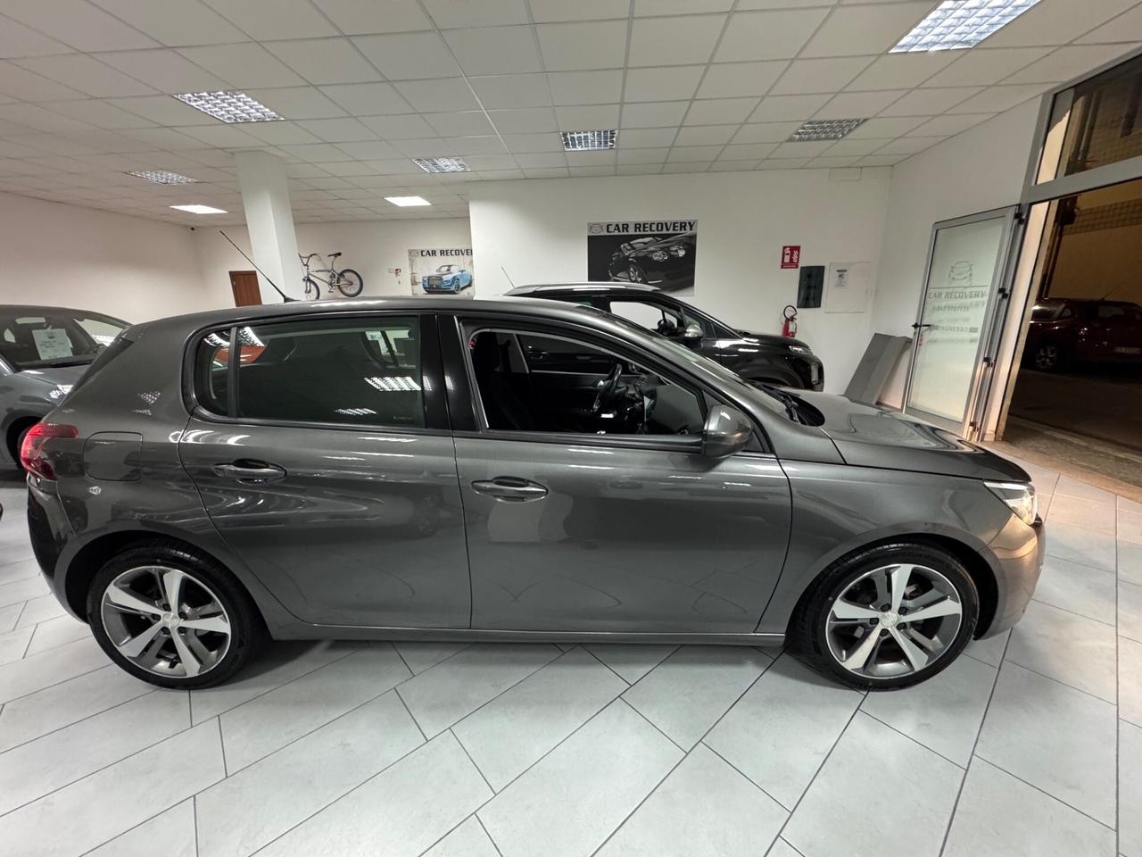 Peugeot 308 BlueHDi 130 S&S Active