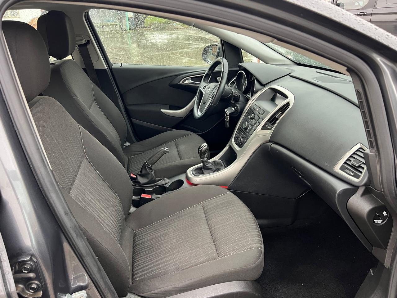 Opel Astra 1.7 CDTI 110CV Sports Tourer 2012