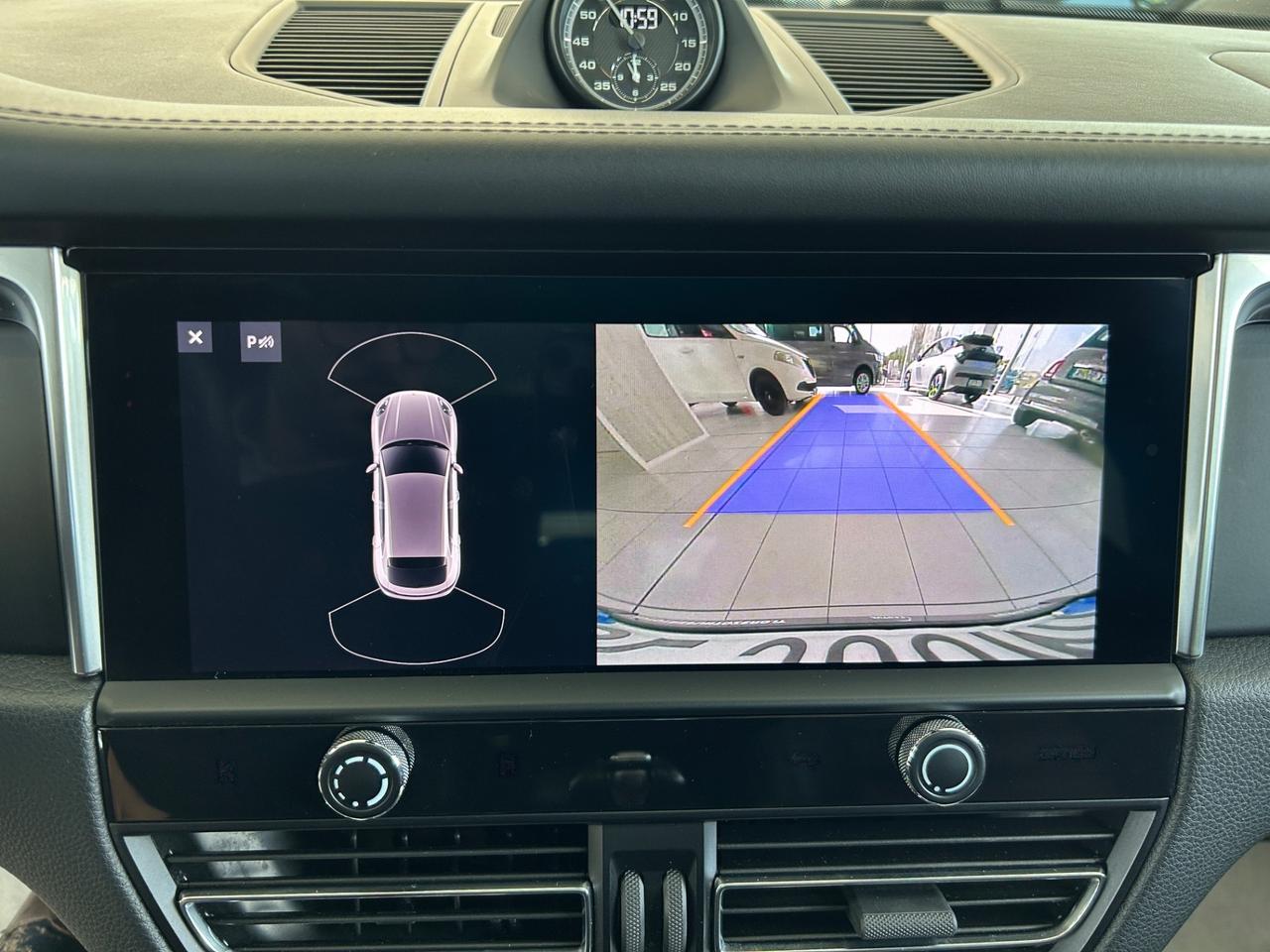 Porsche Macan 2.0 T Auto