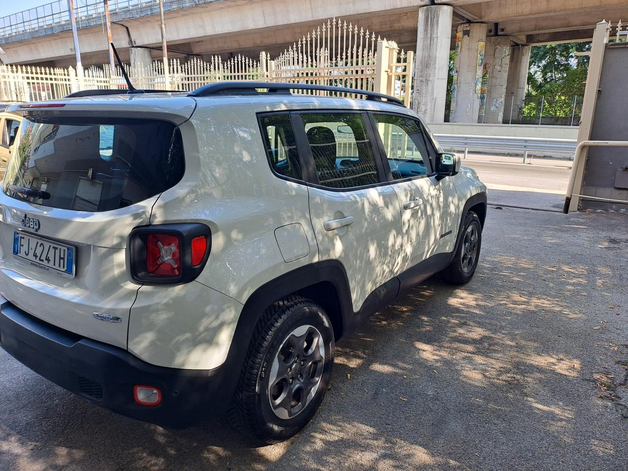 Jeep Renegade 1.6 Mjt 105 CV Longitude