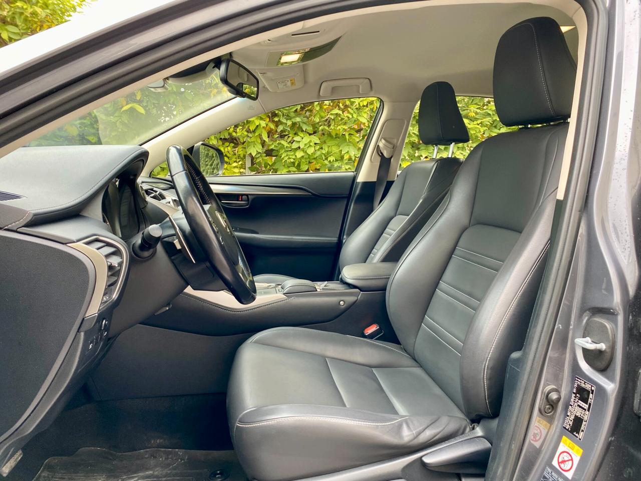 Lexus NX 300h Hybrid 4WD Premium UNICO PROPRIETARIO TAGLIANDI LEXUS