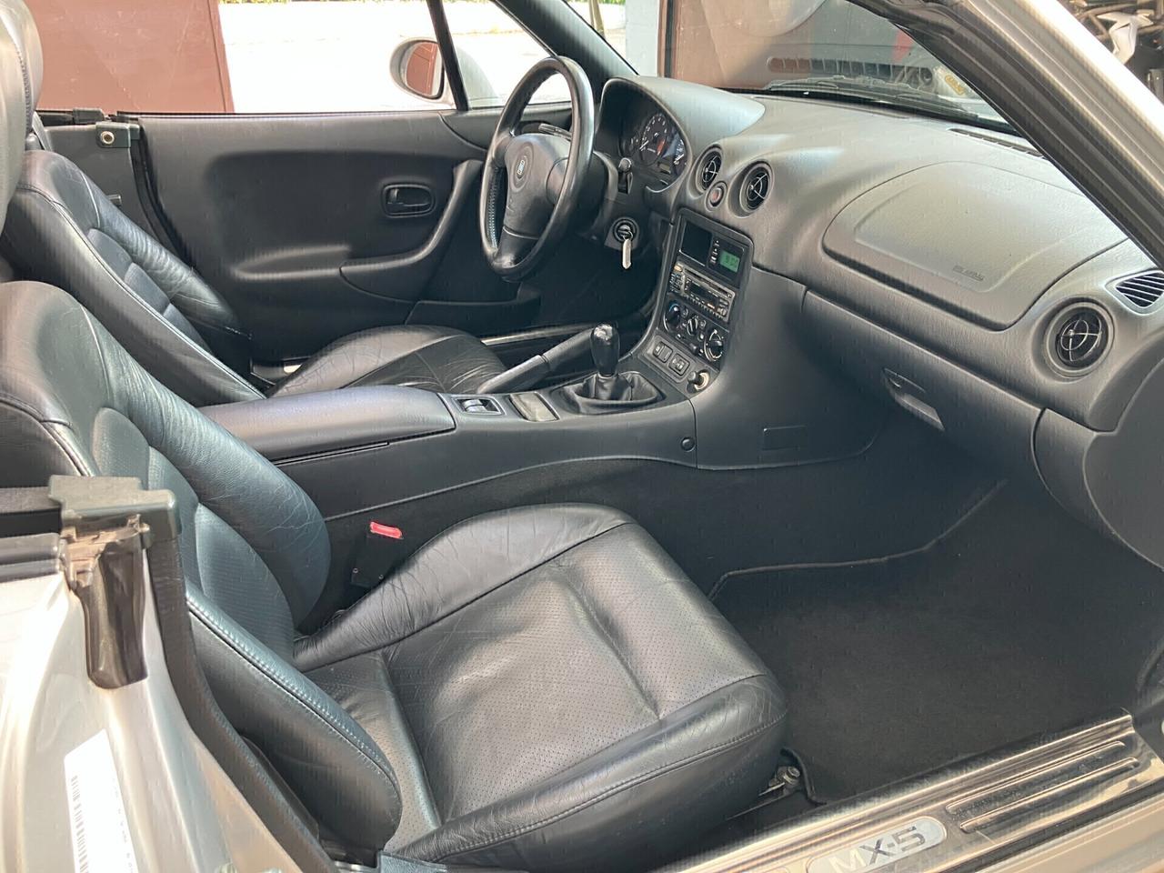 Mazda MX-5 1.6i CLIMA / HARD TOP