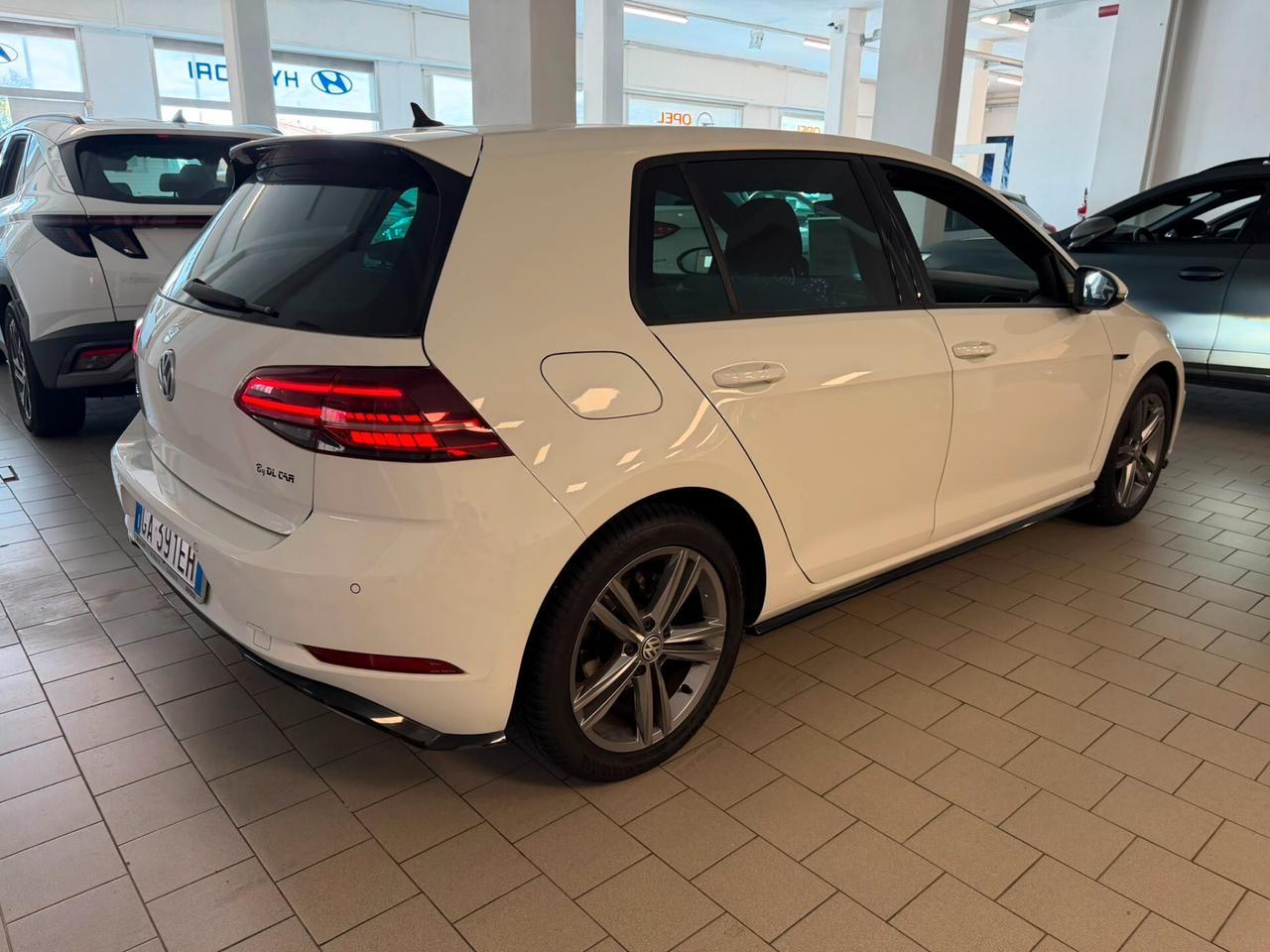 Volkswagen Golf 1.0 TSI 115 CV 5p. Sport BlueMotion Technology