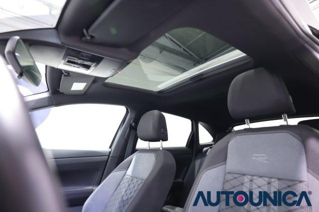 VOLKSWAGEN Taigo 1.0 TSI 115 CV R-LINE FARI LED TETTO PANORAMA