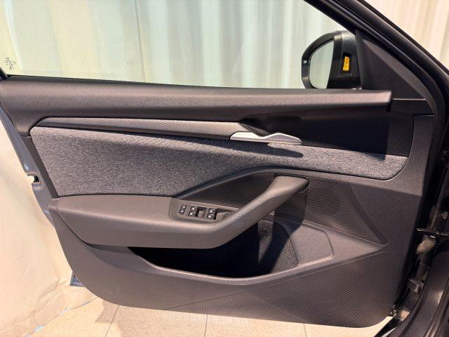 SKODA Superb 2.0 TDI DSG Wagon Selection Camera DAB+ LED Navi