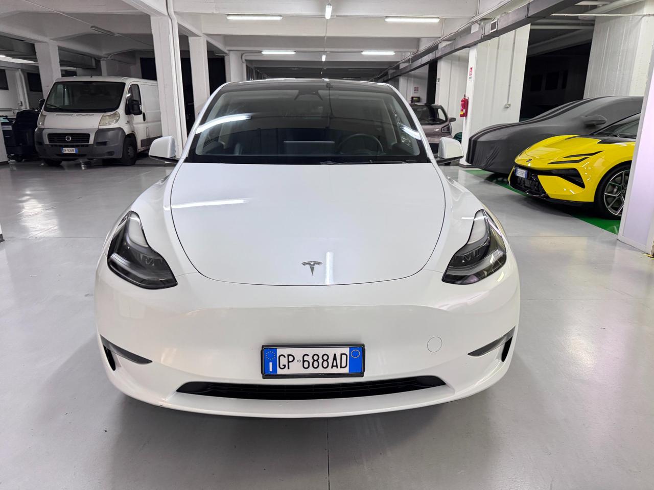 Tesla Model Y Long Range Dual Motor awd