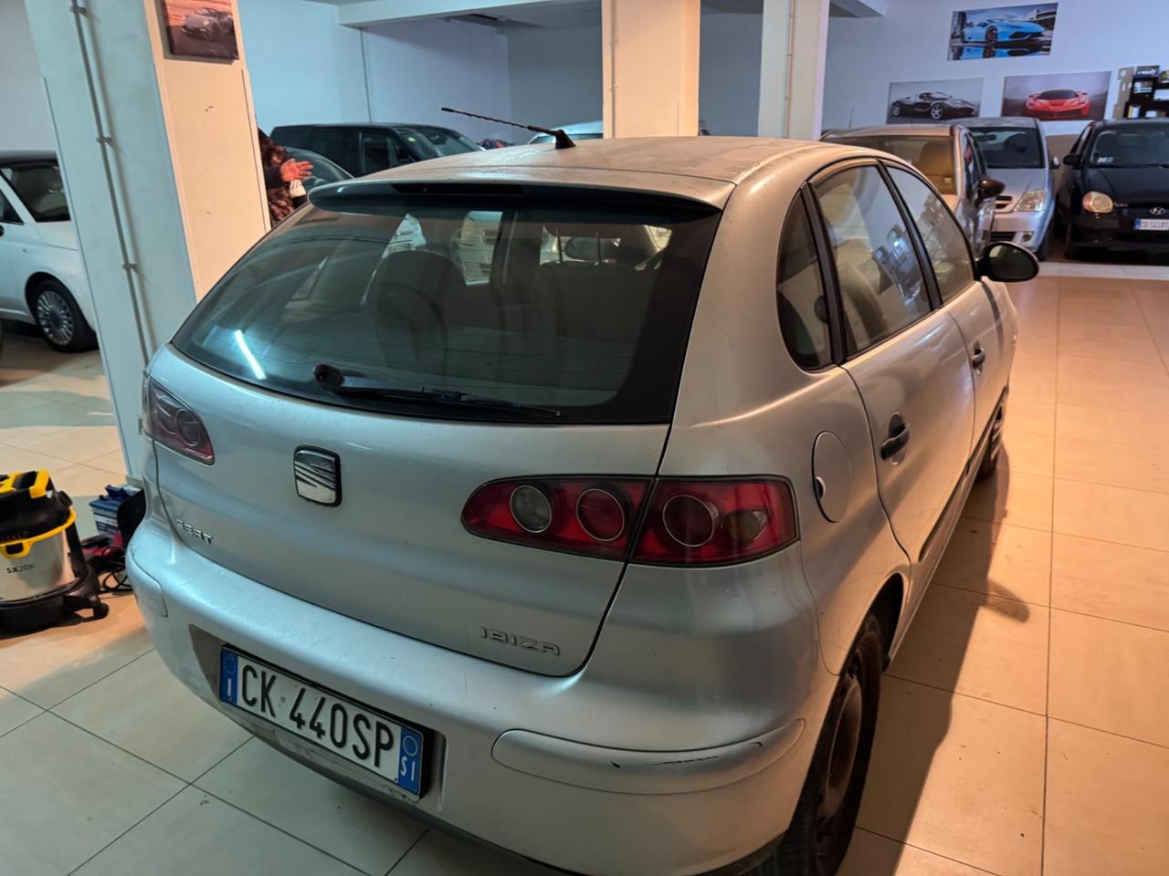 Seat Ibiza 1.4 16V 5p. Reference