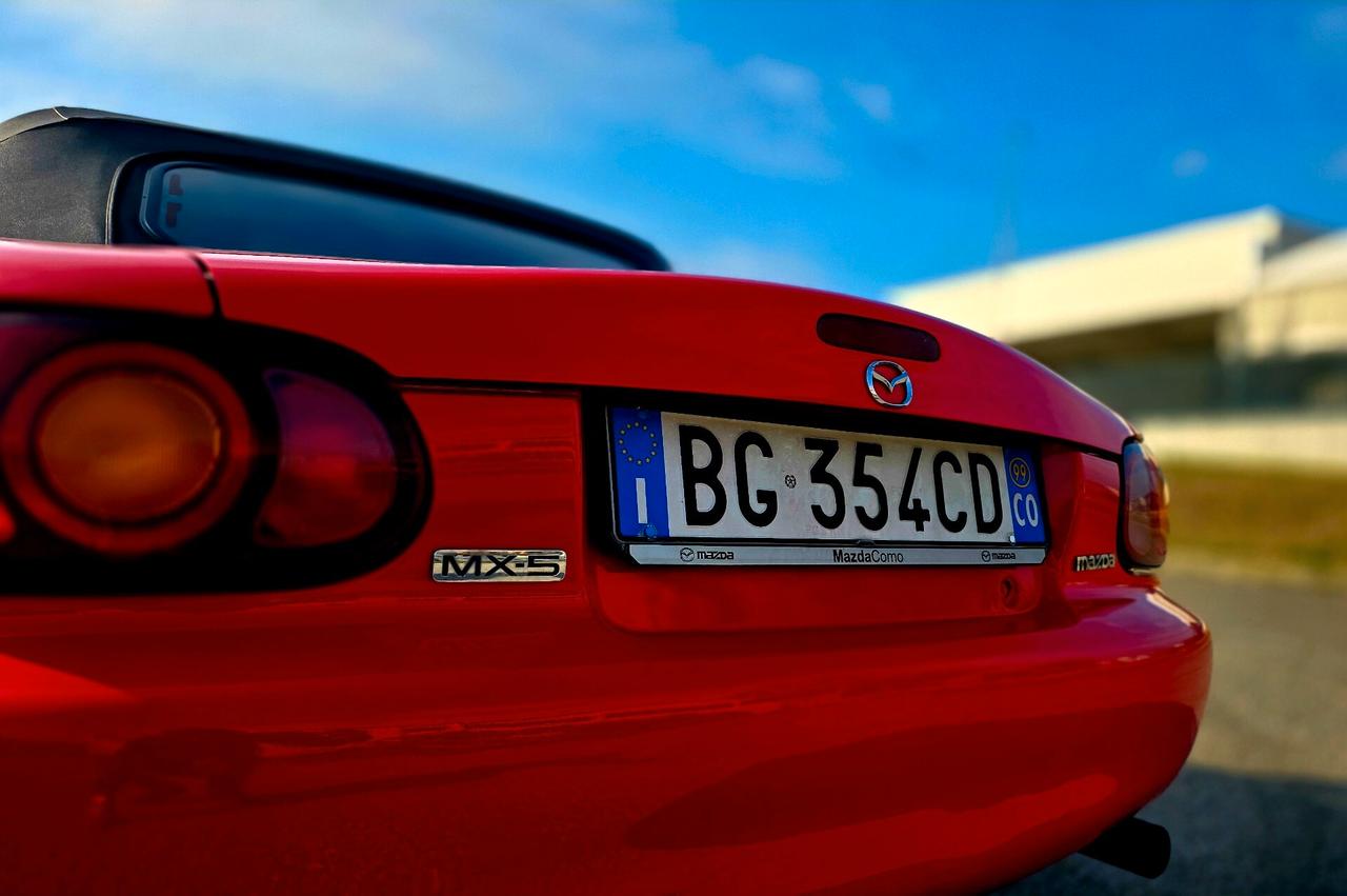 Mazda MX-5 1.6i Spider MX5 roadster motore nuovo