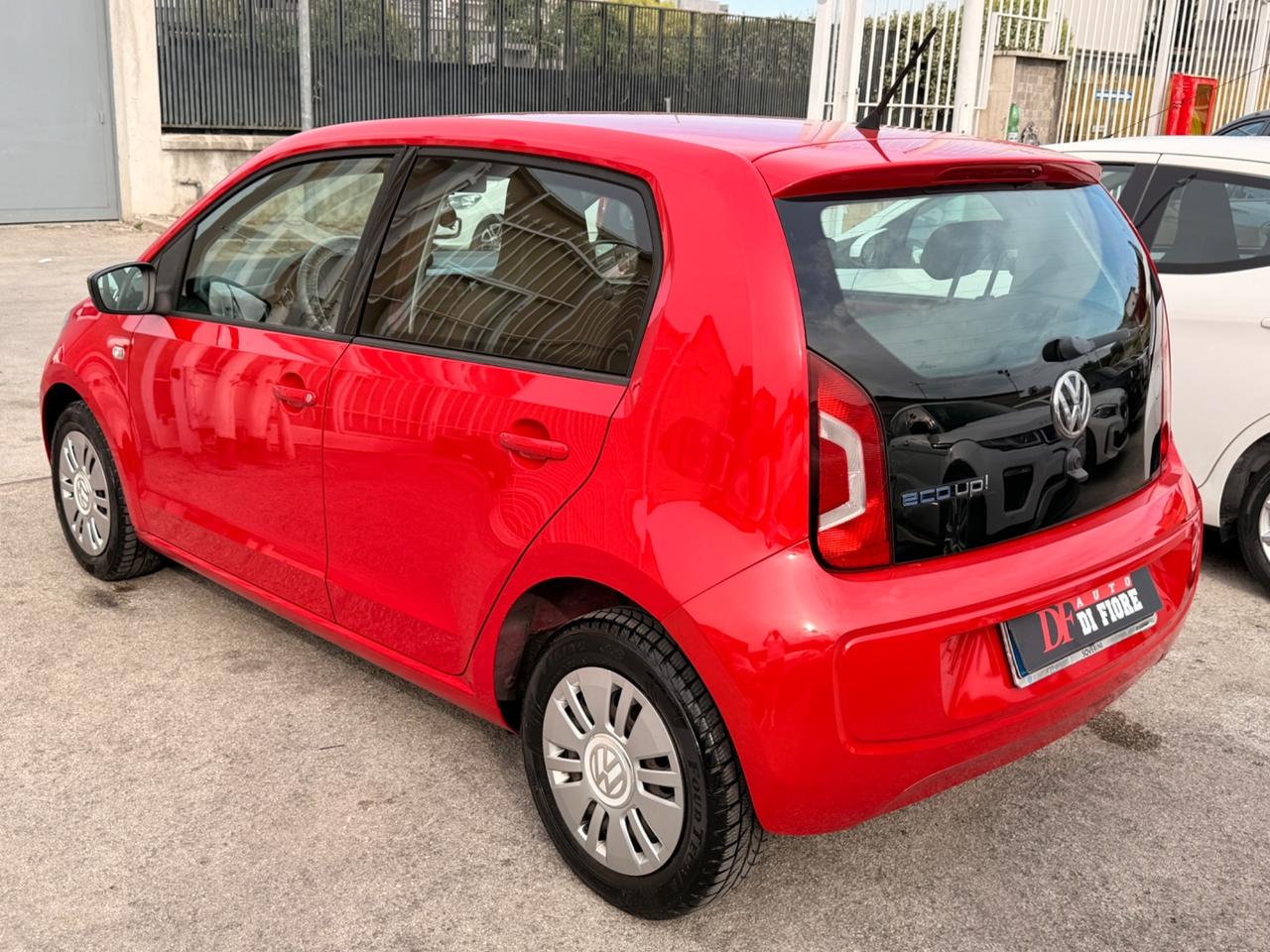 Volkswagen up! 1.0 high-UP METANO DI SERIE