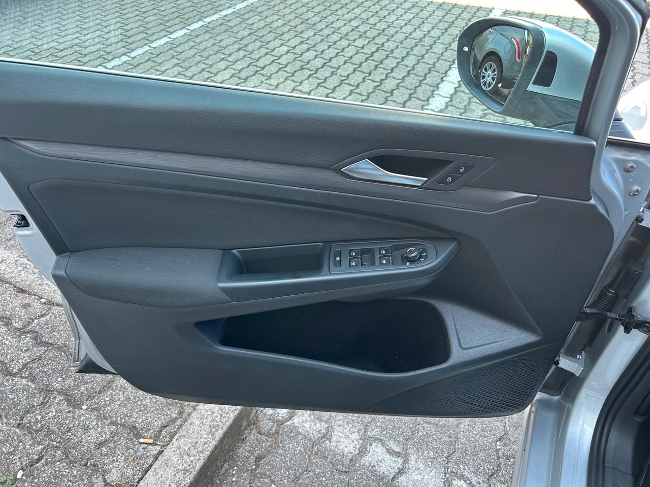 Volkswagen Golf 2.0 tdi Style 150cv dsg