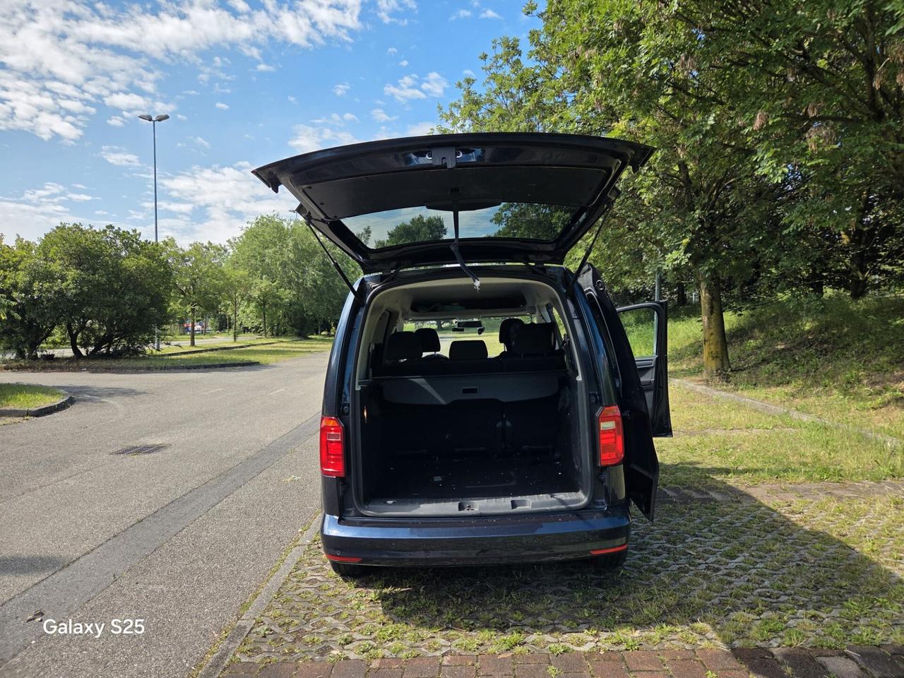 Volkswagen Caddy 1.2 TSI Plus