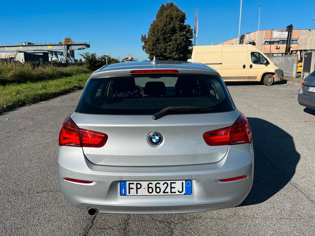 Bmw 118 118d 5p. Urban