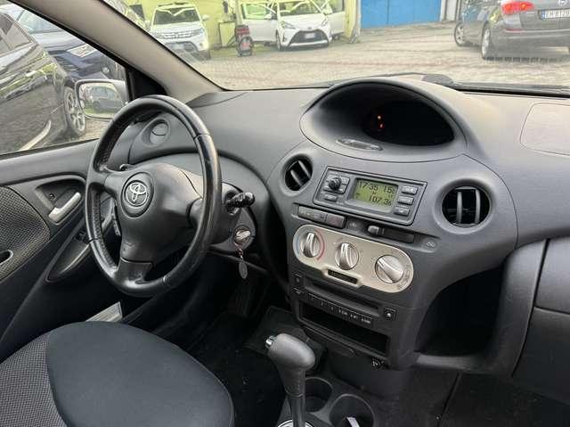 Toyota Yaris 3p 1.3 Sol auto