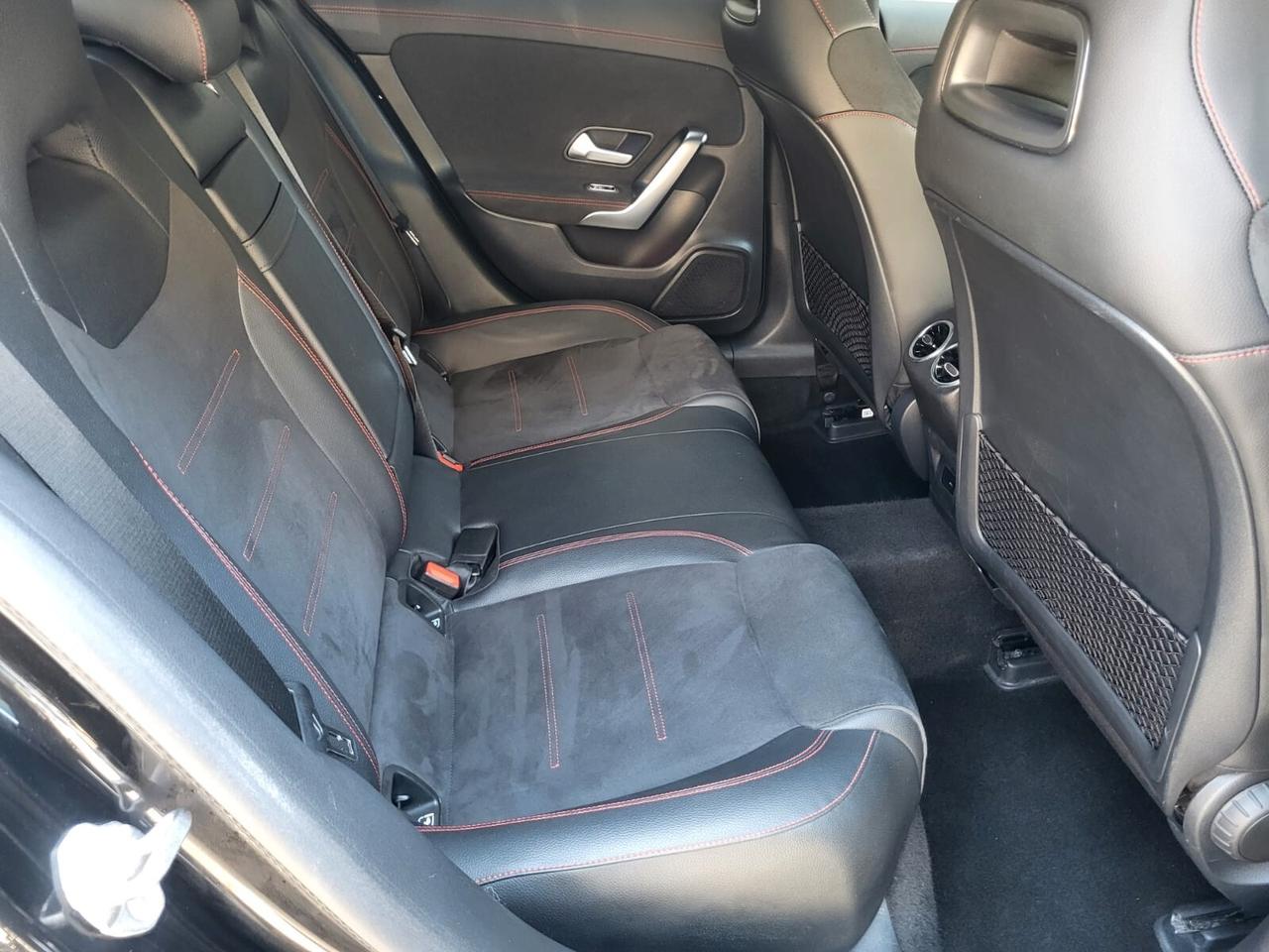 Mercedes Cla 200 Coupe' Automatic Amg/Premium+Tetto+Luci Ambiente...