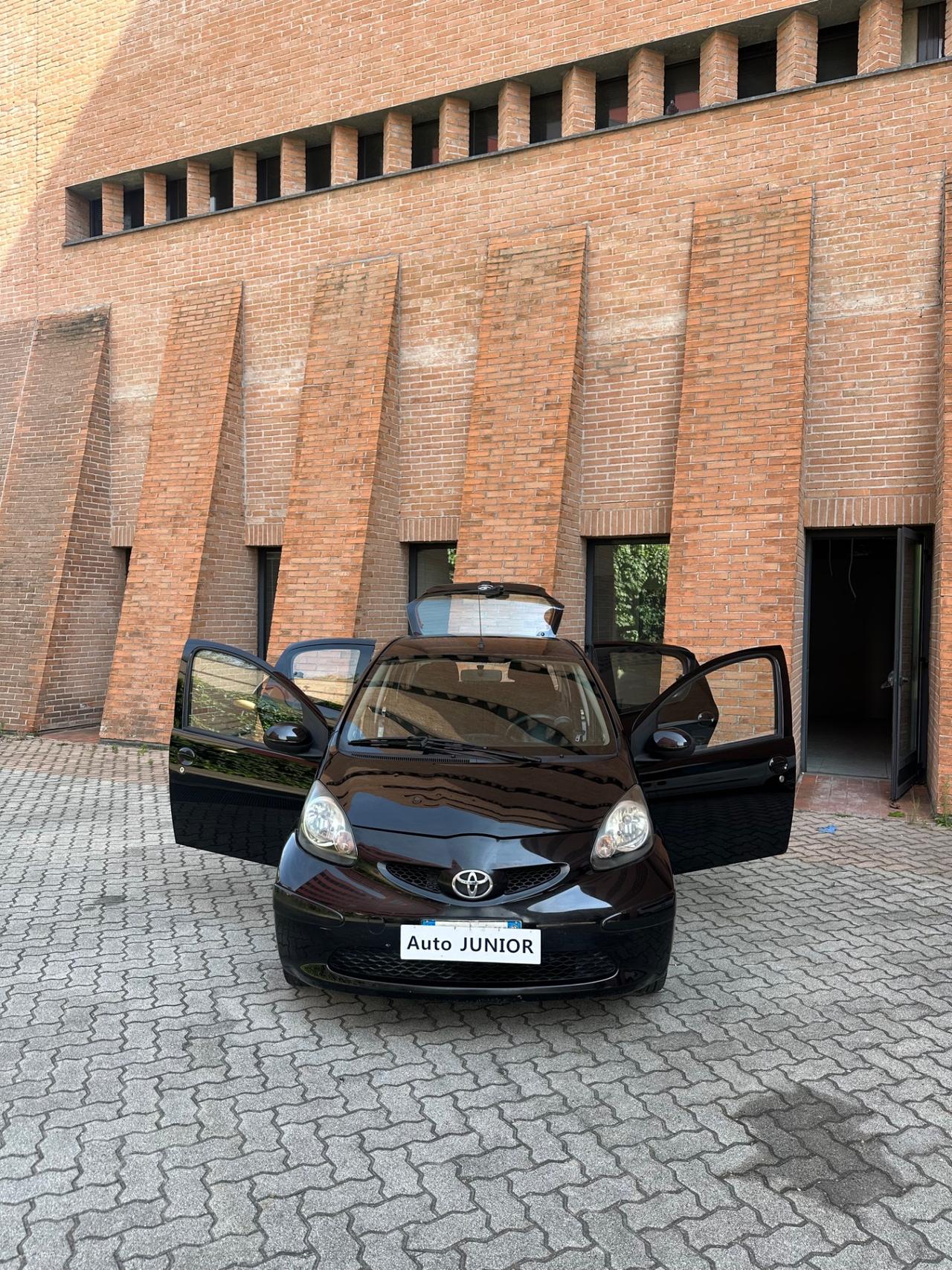 Toyota Aygo 1.0 12V VVT-i 5 porte