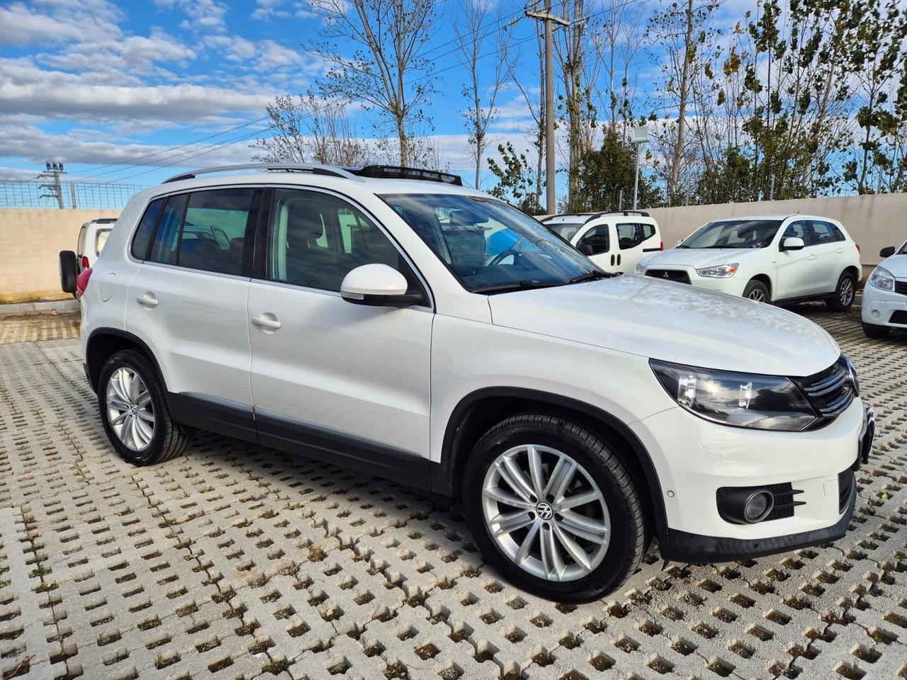 Volkswagen Tiguan 2.0 TDI 140 CV Sport & Style BlueMotion Technology