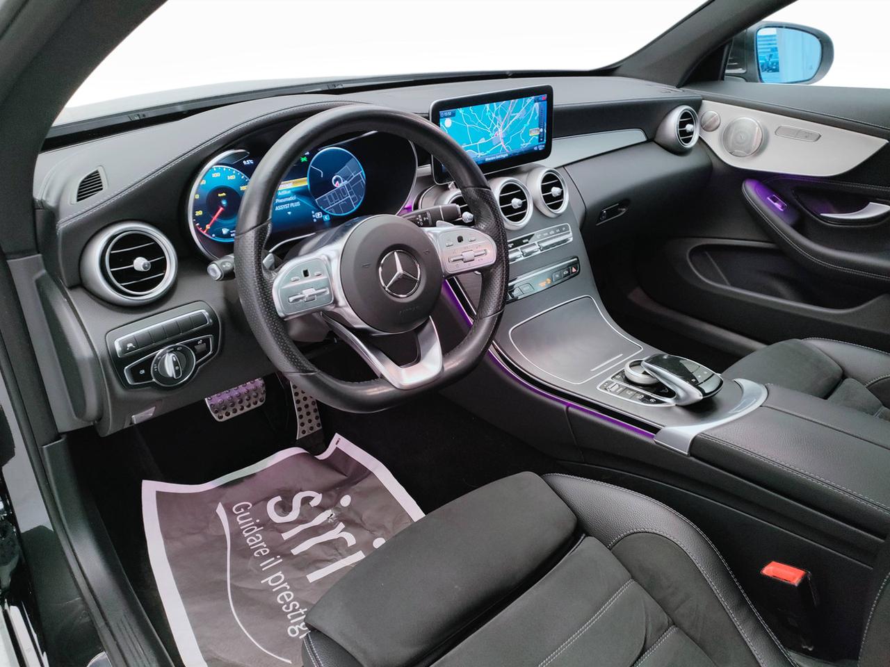 Mercedes-Benz Classe C-C205 2018 Coupe - C Coupe 220 d Premium Plus 4matic auto