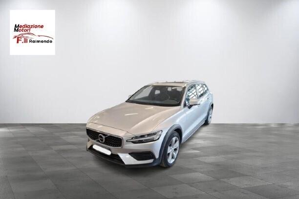 Volvo V60 Cross Country D4 AWD Geartronic Business Plus